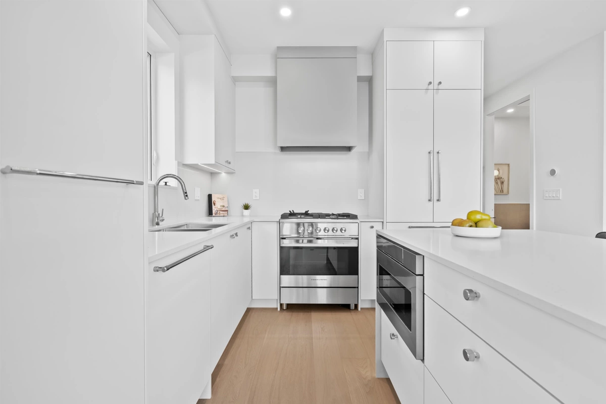 Pantry Photo of 2 2253 Grant Street, Vancouver, BC