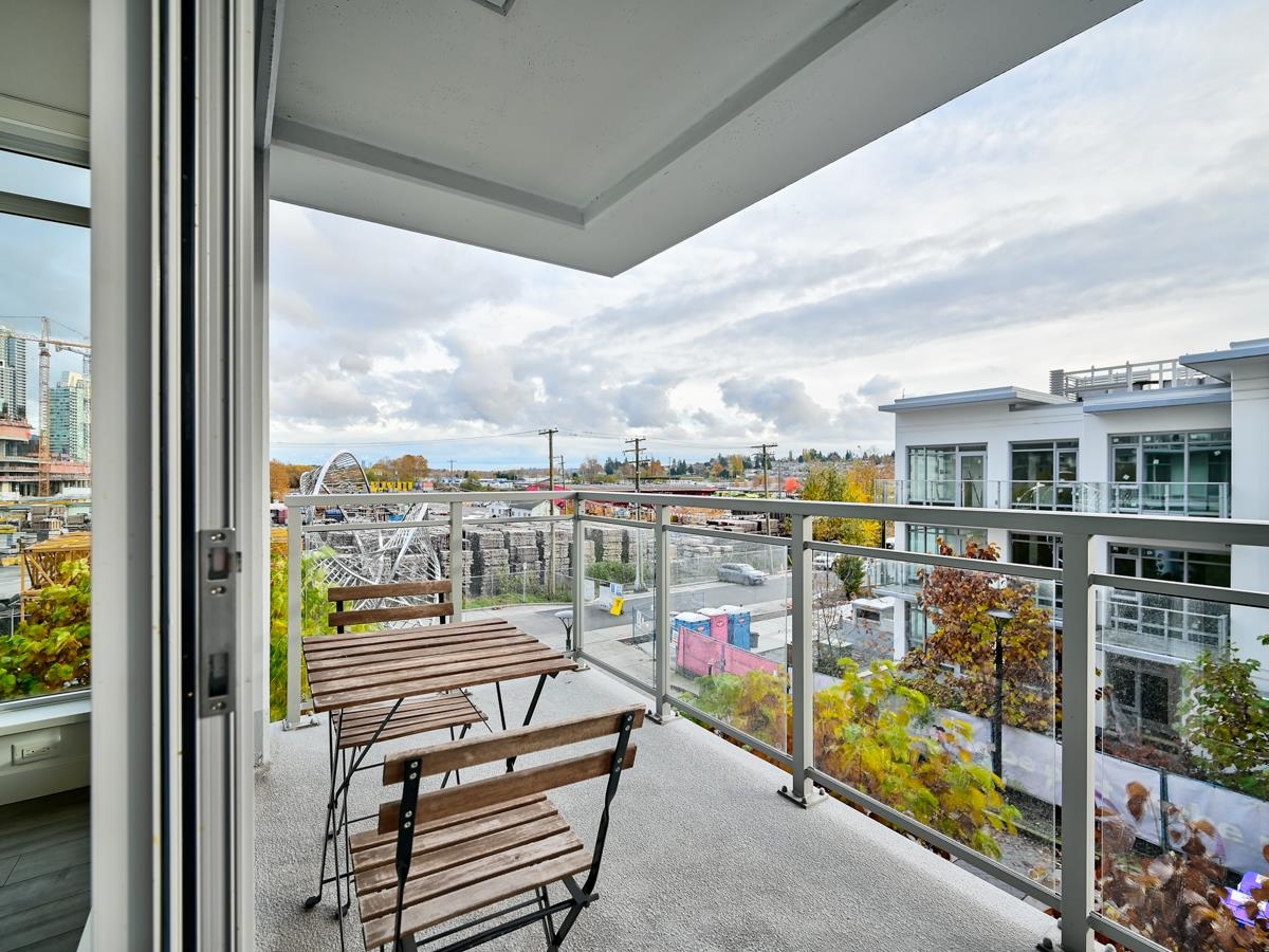 Breakfast Nook Photo of 301 2351 Beta Avenue, Burnaby, BC