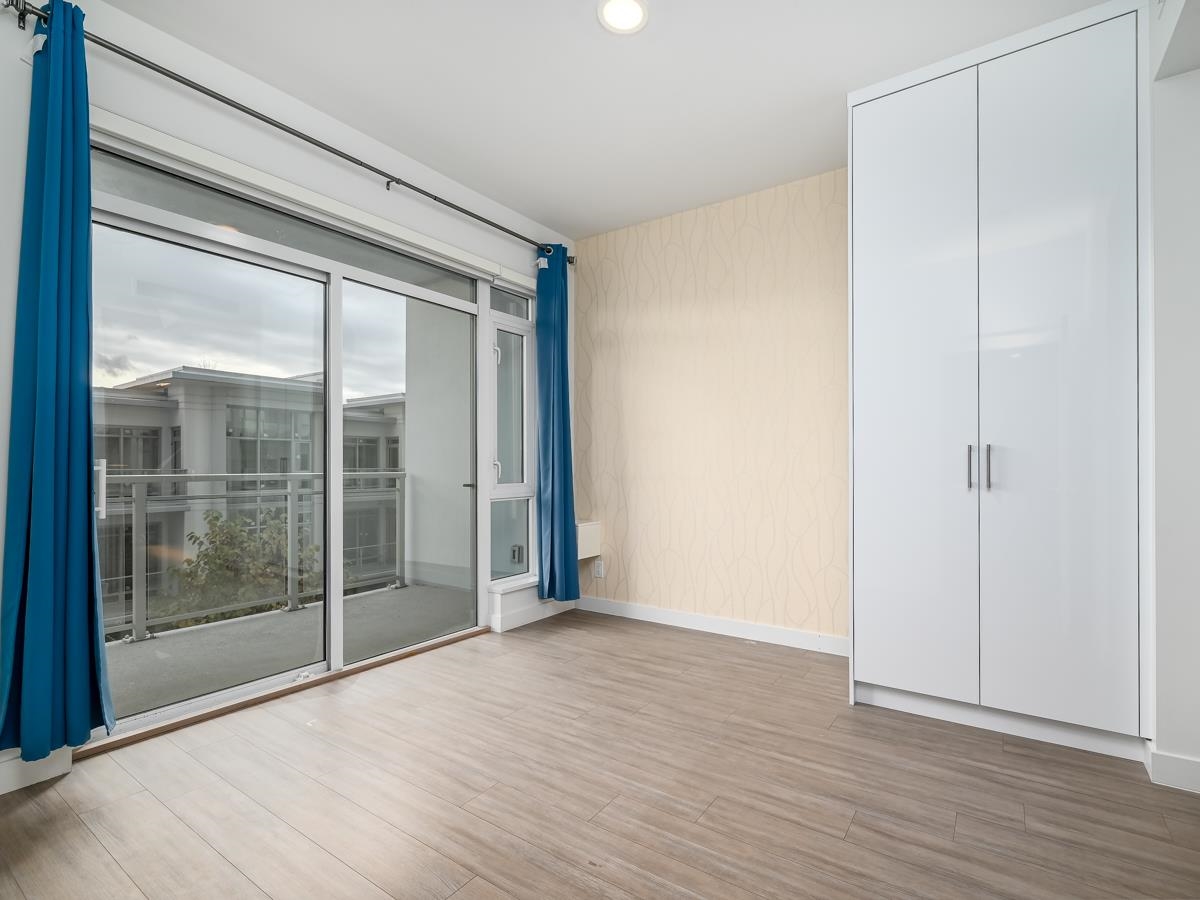 Walk-In Closet Photo of 301 2351 Beta Avenue, Burnaby, BC