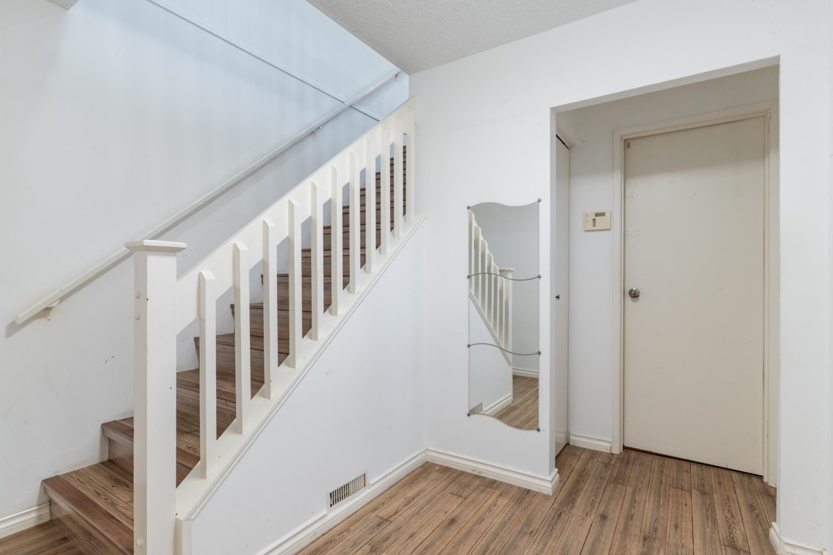 Kitchen Photo of 3254 Mayne Crescent, Coquitlam, BC