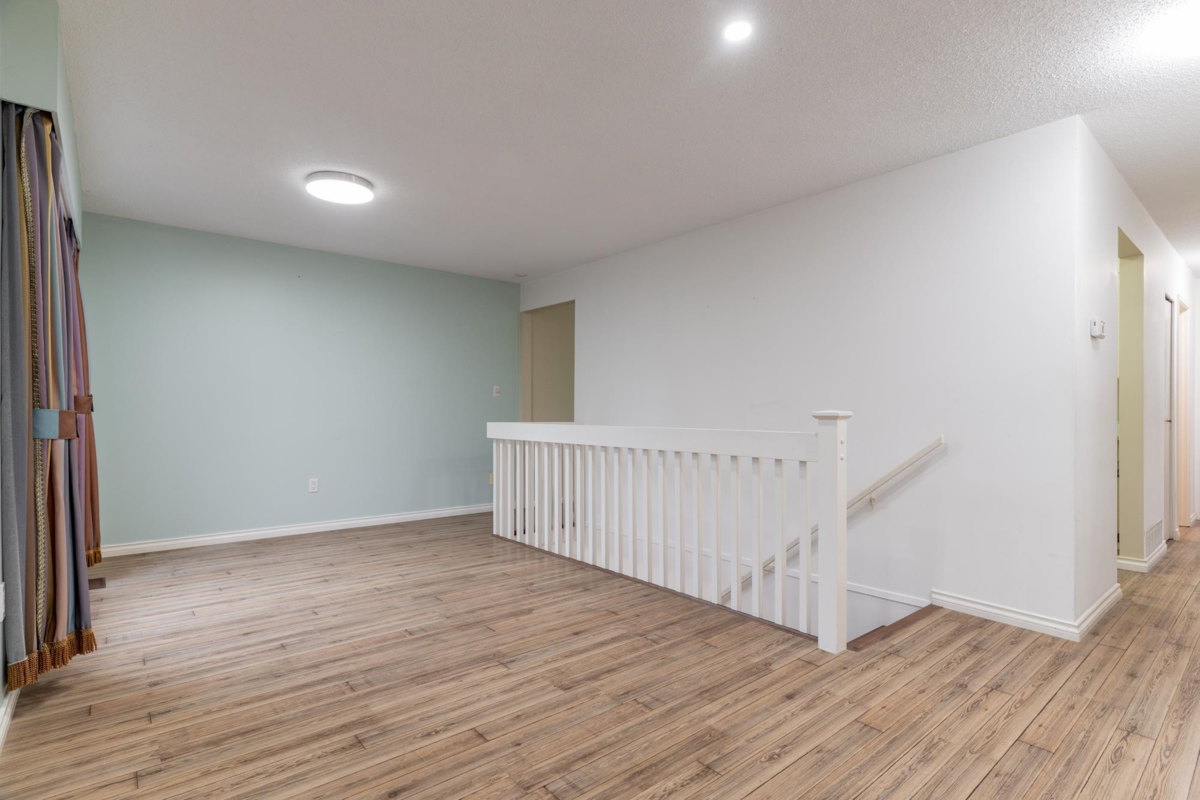 Primary Bathroom Photo of 3254 Mayne Crescent, Coquitlam, BC