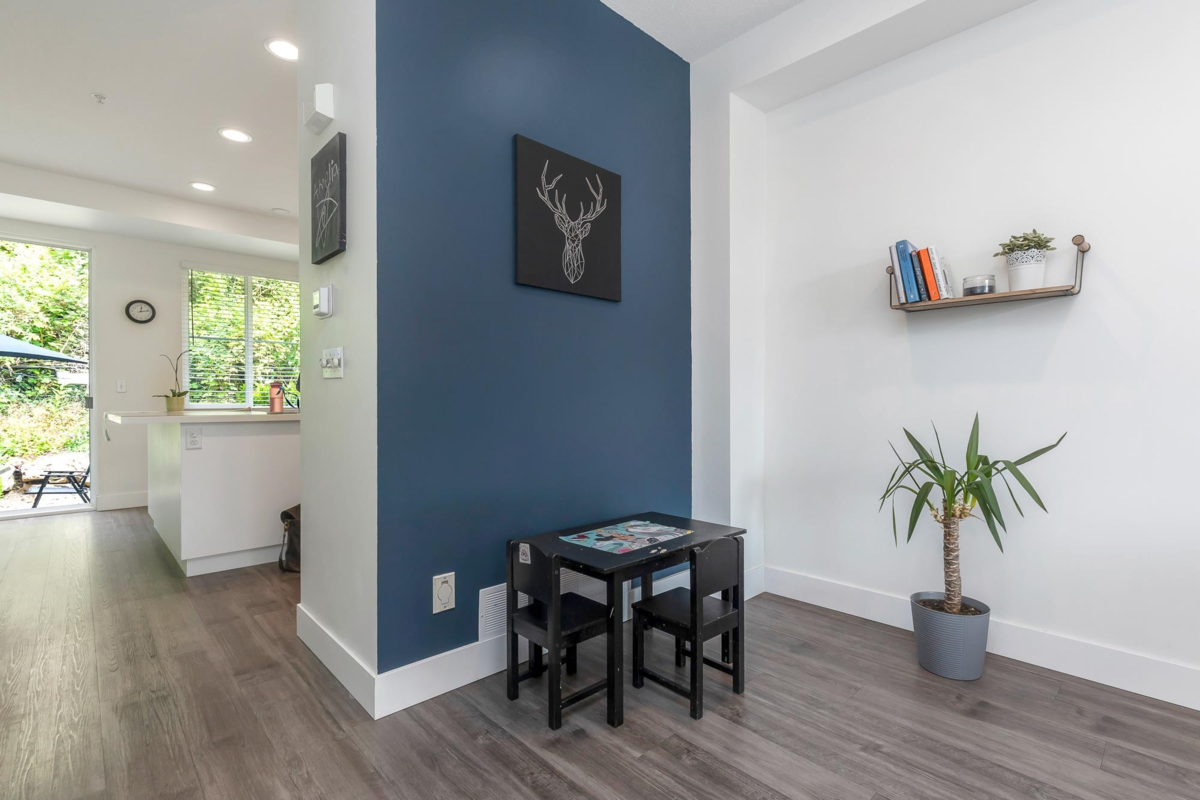 Basement Recreation Room Photo of 5 35287 Old Yale Road, Abbotsford, BC