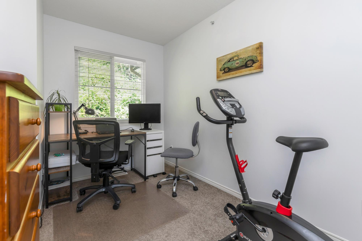 Front Yard Photo of 5 35287 Old Yale Road, Abbotsford, BC