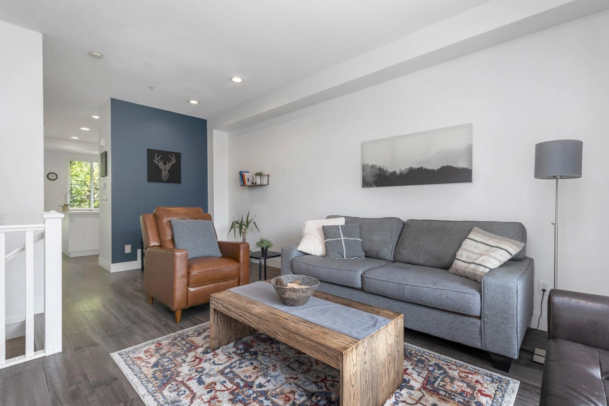 Guest Bathroom Photo of 5 35287 Old Yale Road, Abbotsford, BC