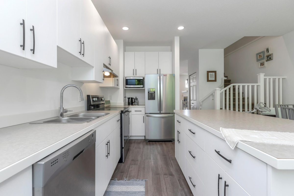 Primary Bedroom Photo of 5 35287 Old Yale Road, Abbotsford, BC