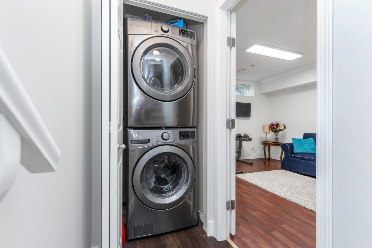 Swimming Pool Photo of 5 35287 Old Yale Road, Abbotsford, BC