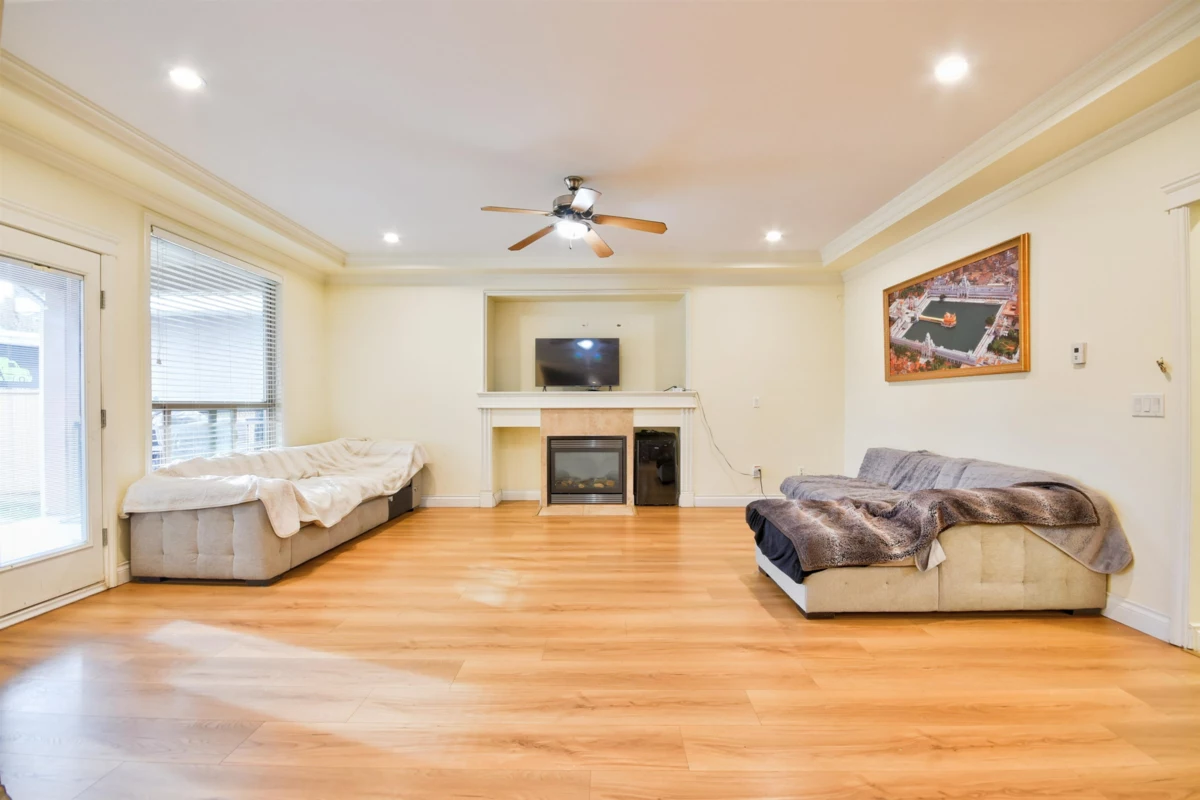 Bedroom 2 Photo of 16328 88 Avenue, Surrey, BC