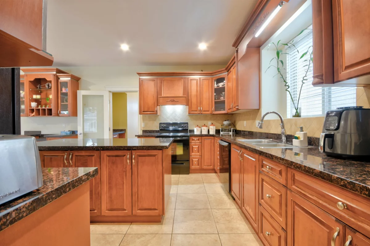 Pantry Photo of 16328 88 Avenue, Surrey, BC