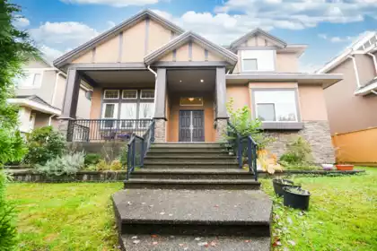 16328 88 Avenue, Surrey, BC, Fleetwood Tynehead — 10 bed single family residence for sale