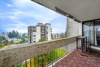 Street View Photo of 905 6689 Willingdon Avenue, Burnaby, BC