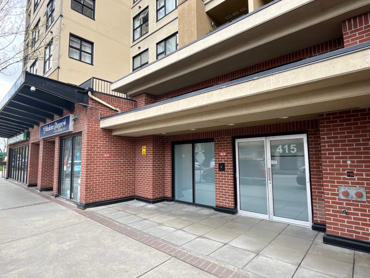 Backyard Photo of 503 415 E Columbia Street, New Westminster, BC