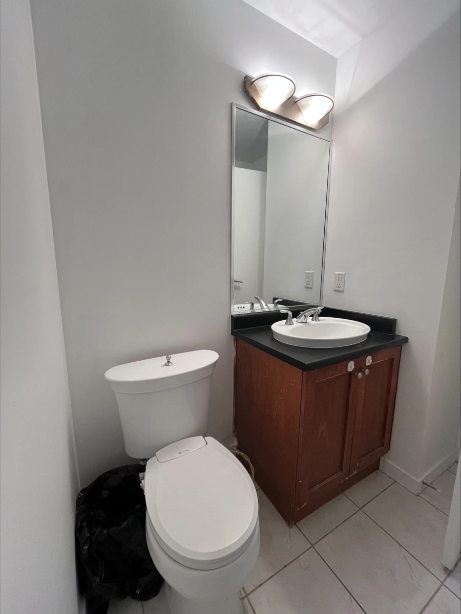 Breakfast Nook Photo of 503 415 E Columbia Street, New Westminster, BC