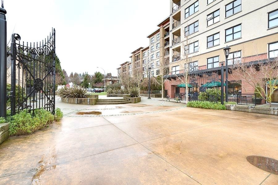 Swimming Pool Photo of 503 415 E Columbia Street, New Westminster, BC