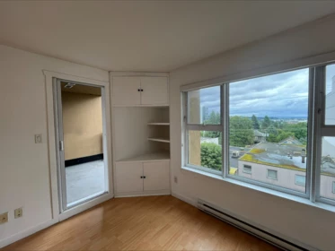 503 415 E Columbia Street, New Westminster, BC, New Westminster — Apartment/Condo for sale