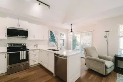 19 14877 33 Avenue, Surrey, BC, Surrey — Townhouse for sale