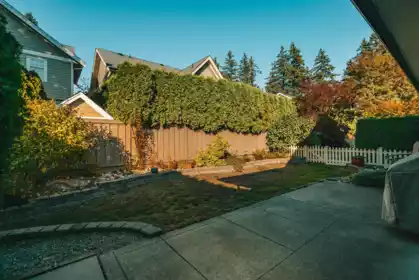 Fitness Center Photo Near 19 14877 33 Avenue, Surrey, BC
