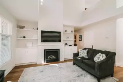 Pantry Photo of 19 14877 33 Avenue, Surrey, BC