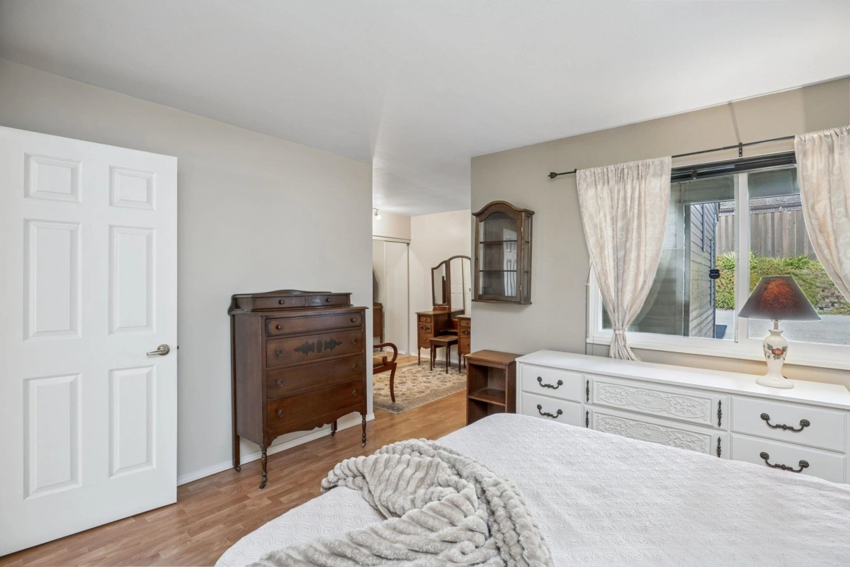 Basement Recreation Room Photo of 402 11726 225 Street, Maple Ridge, BC