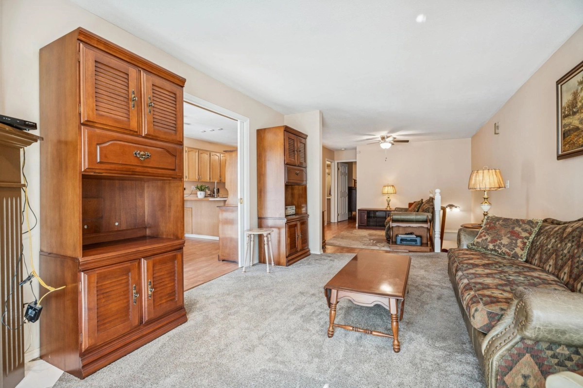 Family Room Photo of 402 11726 225 Street, Maple Ridge, BC