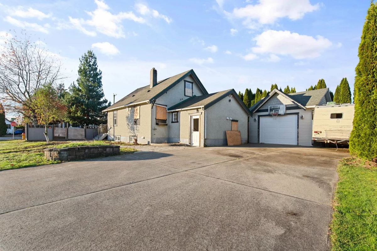 Exterior Front Photo of 10172 Kent Road, Chilliwack, BC