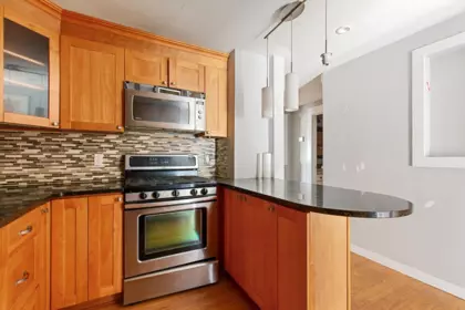 Breakfast Nook Photo of 10172 Kent Road, Chilliwack, BC