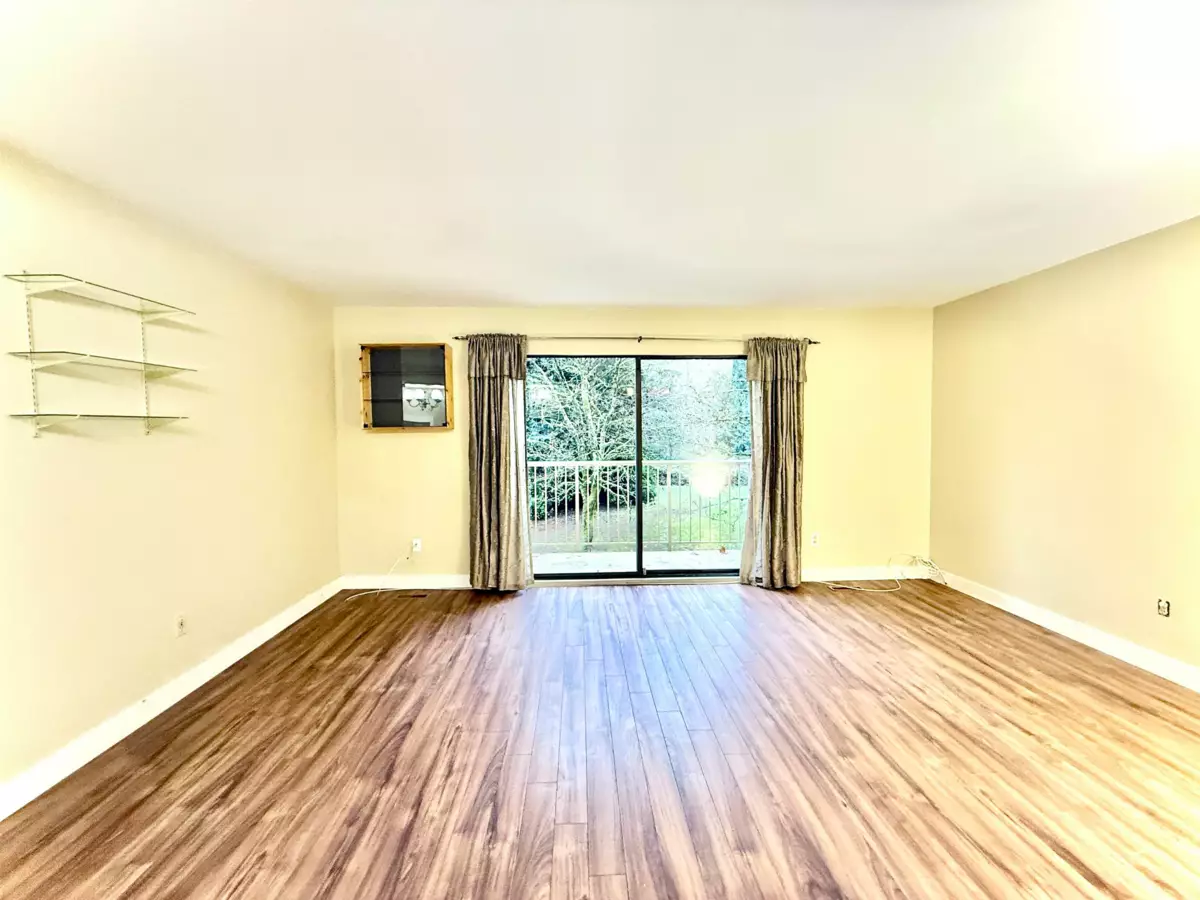 Kitchen Photo of 111 2915 Norman Avenue, Coquitlam, BC