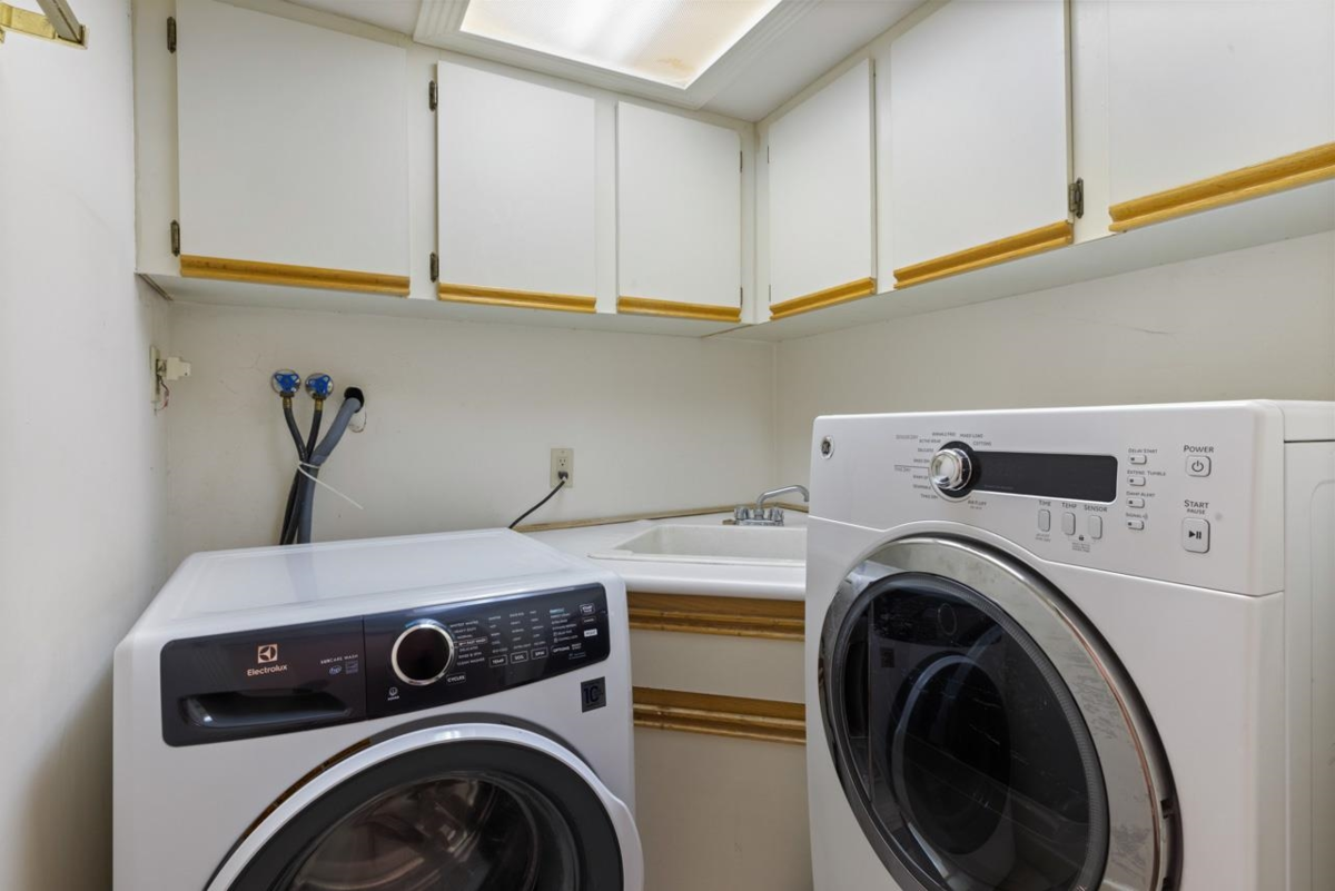 Aerial View of 3445 Osler Street, Vancouver, BC