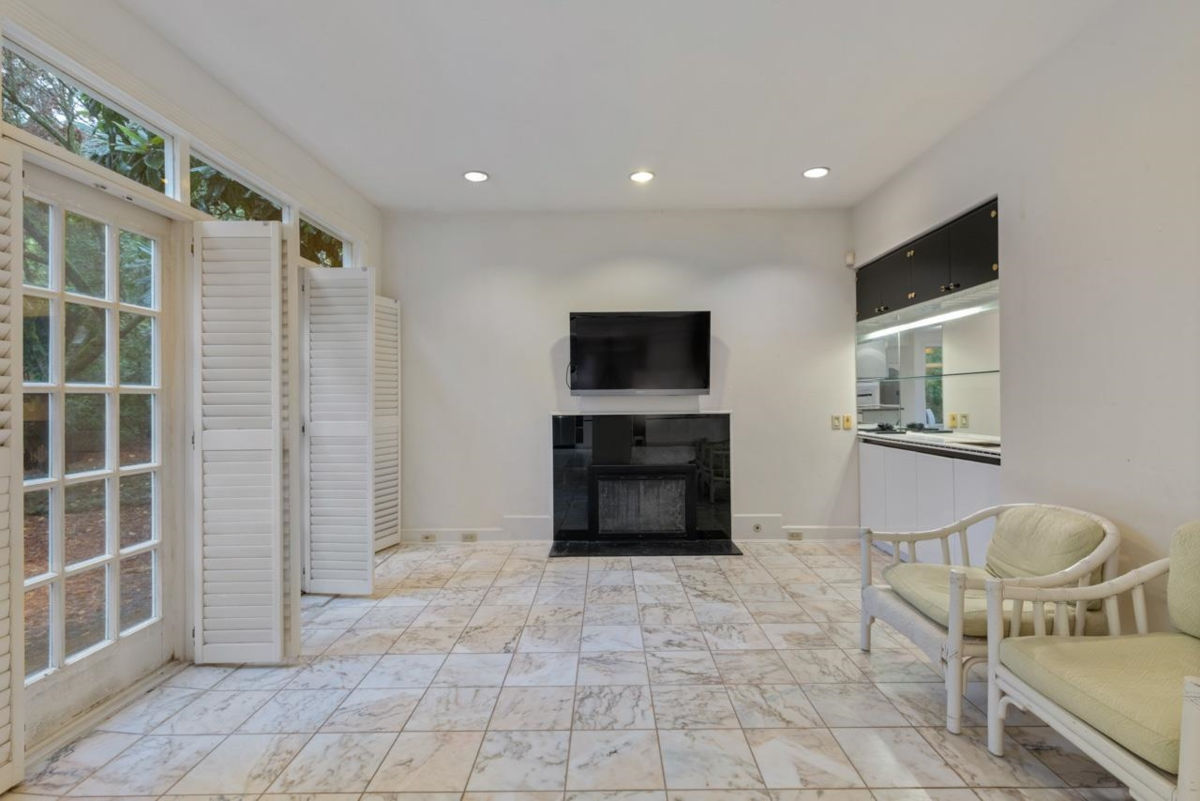 Loft / Bonus Room Photo of 3445 Osler Street, Vancouver, BC