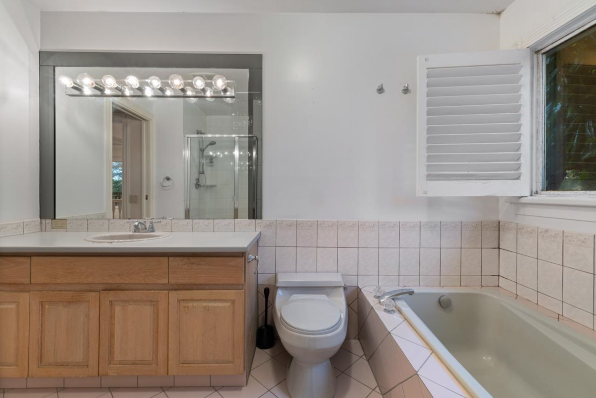 Mudroom Photo of 3445 Osler Street, Vancouver, BC