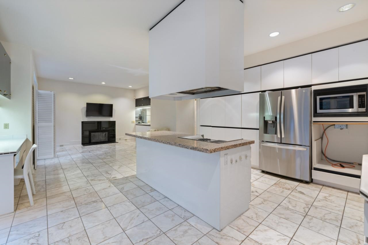 Walk-In Closet Photo of 3445 Osler Street, Vancouver, BC