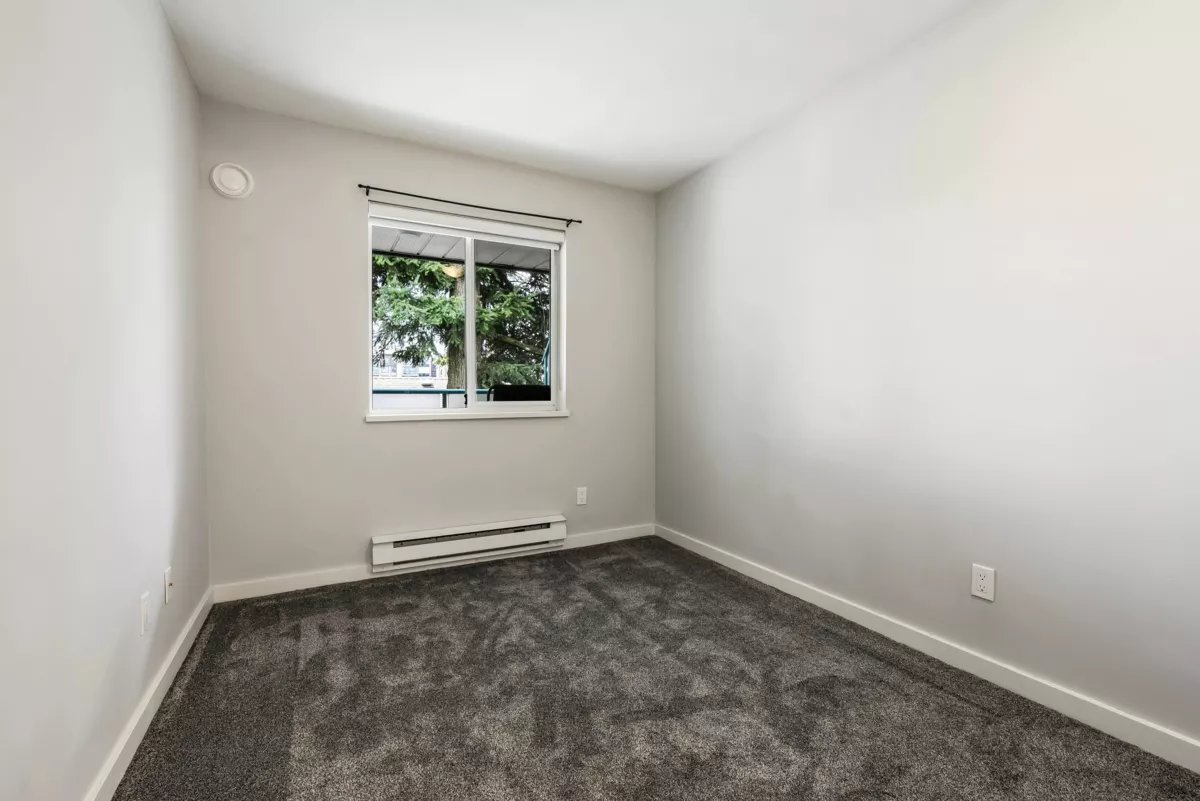 Bedroom 3 Photo of 403 2958 Trethewey Street, Abbotsford, BC