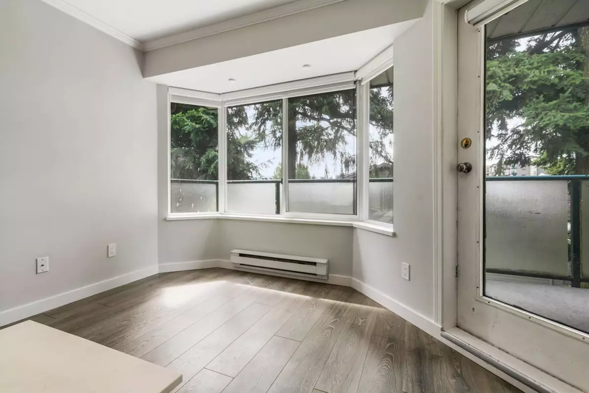 Primary Bedroom Photo of 403 2958 Trethewey Street, Abbotsford, BC