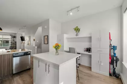 Kitchen Photo of 81 31032 Westridge Place, Abbotsford, BC