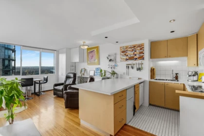 901 1250 Burnaby Street, Vancouver, BC, West End VW — 1 bed apartment/condo for sale