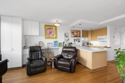 Kitchen Island Photo of 901 1250 Burnaby Street, Vancouver, BC