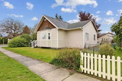 45858 Reece Avenue, Chilliwack, BC, Chilliwack — Single Family Residence for sale