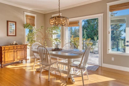 Breakfast Nook Photo of 6369 Jasper Road, Sechelt, BC