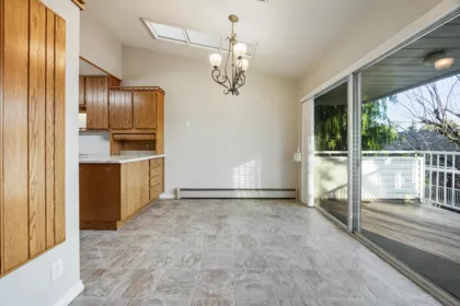Breakfast Nook Photo of 9 3054 Trafalgar Street, Abbotsford, BC