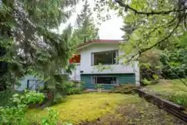 3875 Regent Avenue, North Vancouver, BC