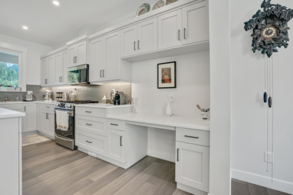 Kitchen Island Photo of 65517 Skylark Lane, Hope, BC