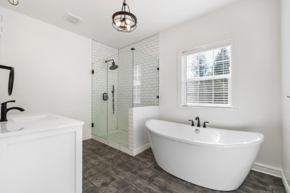 Hallway Photo of 34520 Timbercove Road, Mission, BC