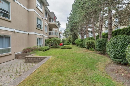 Garden / Landscaping Photo of 106 1131 55 Street, Delta, BC