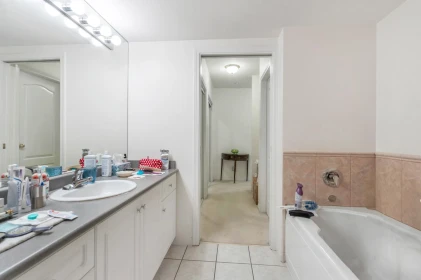 Powder Room Photo of 106 1131 55 Street, Delta, BC