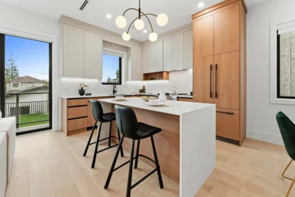 2 3218 W 38th Avenue, Vancouver, BC