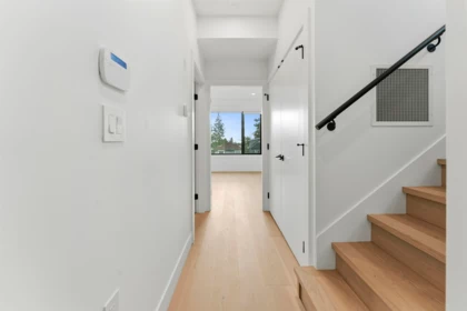 Primary Bathroom Photo of 2 3218 W 38th Avenue, Vancouver, BC