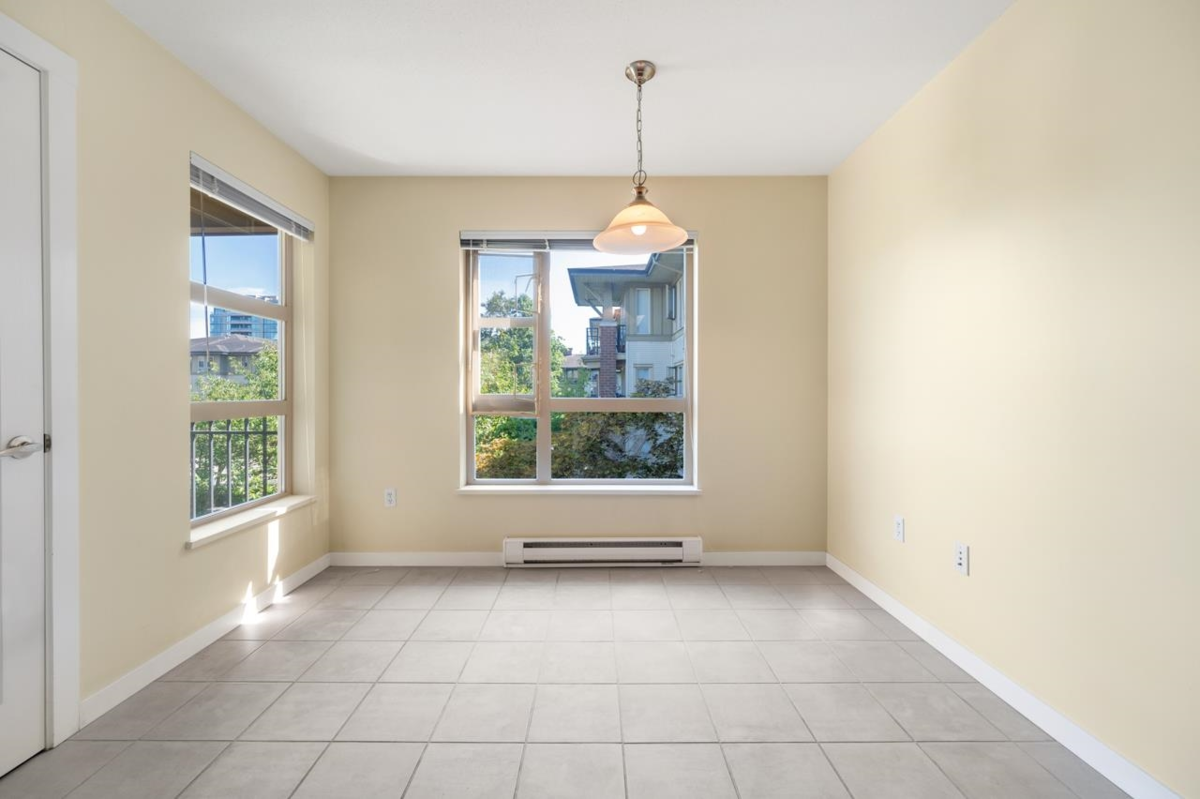 Primary Bedroom Photo of 5304 5111 Garden City Road, Richmond, BC