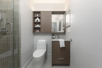 Hallway Photo of 1 2637 W 12th Avenue, Vancouver, BC