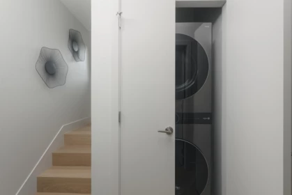 Mudroom Photo of 1 2637 W 12th Avenue, Vancouver, BC