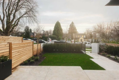 Swimming Pool Photo of 1 2637 W 12th Avenue, Vancouver, BC