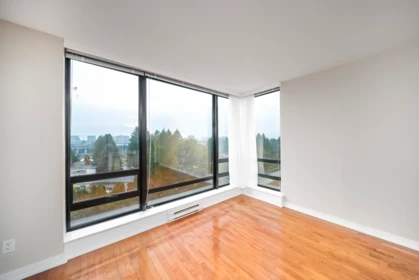 Bedroom 3 Photo of 906 9188 Hemlock Drive, Richmond, BC